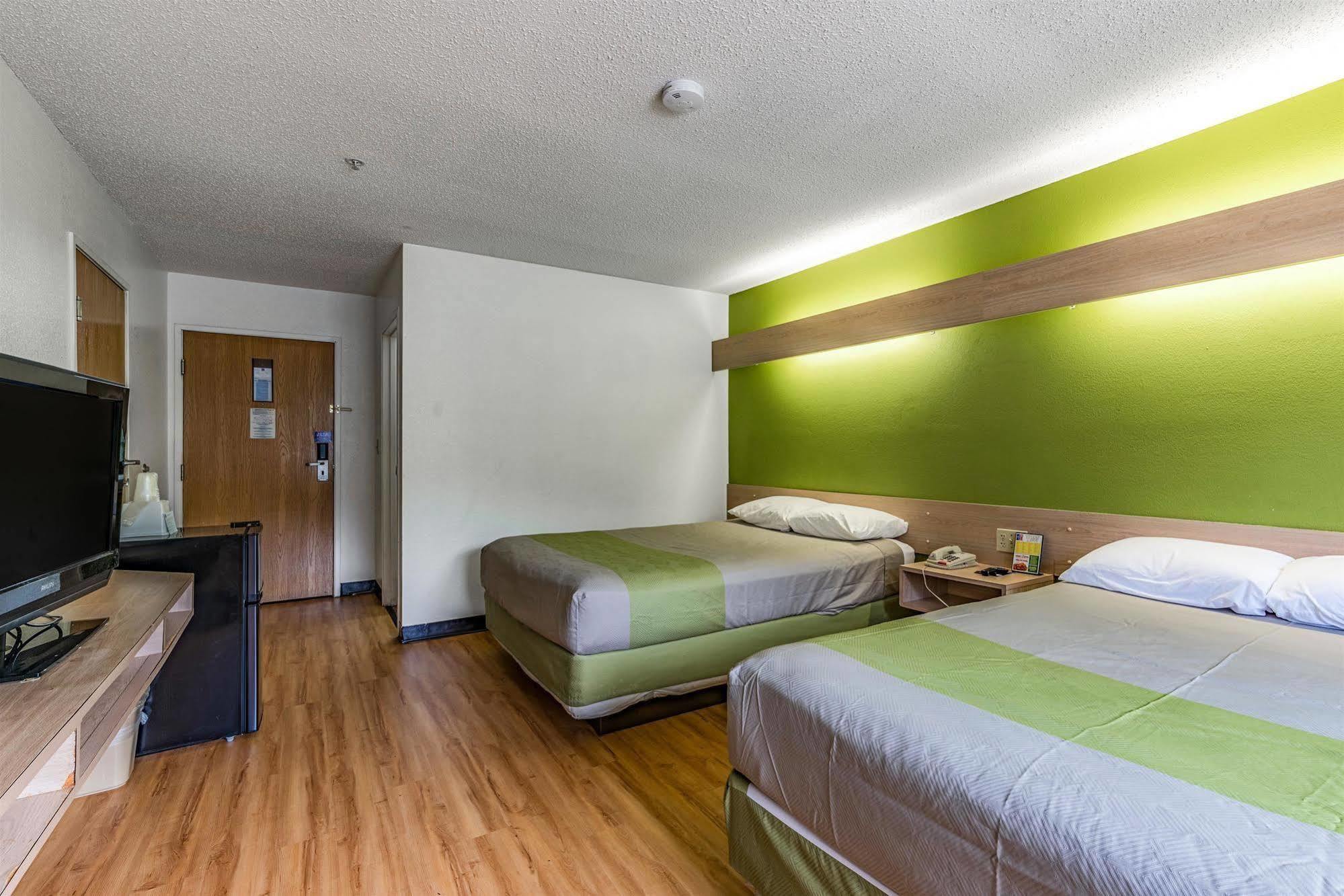 Motel 6-Charlotte, Nc - University Exterior photo